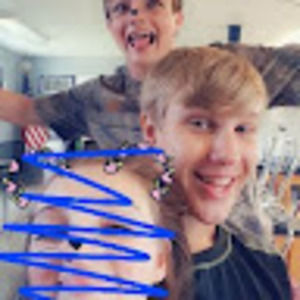 Meet your Posher, Caroline